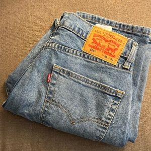 Levi’s 505 like new.